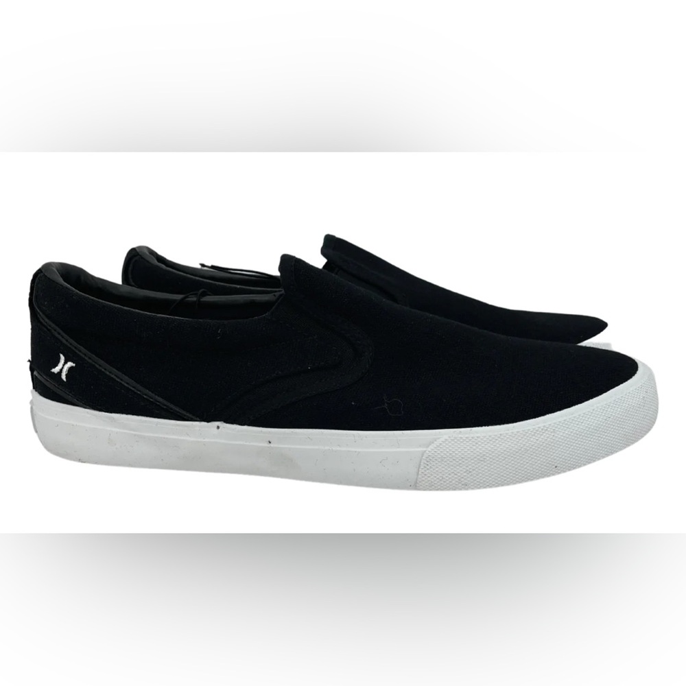 NWOT Hurley Men's Black Slip-On Shoes